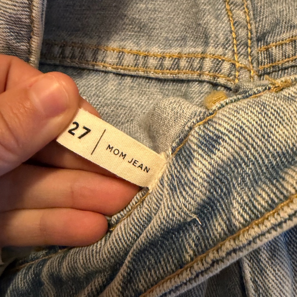 PacSun Mom Jeans - Picture 3 of 5